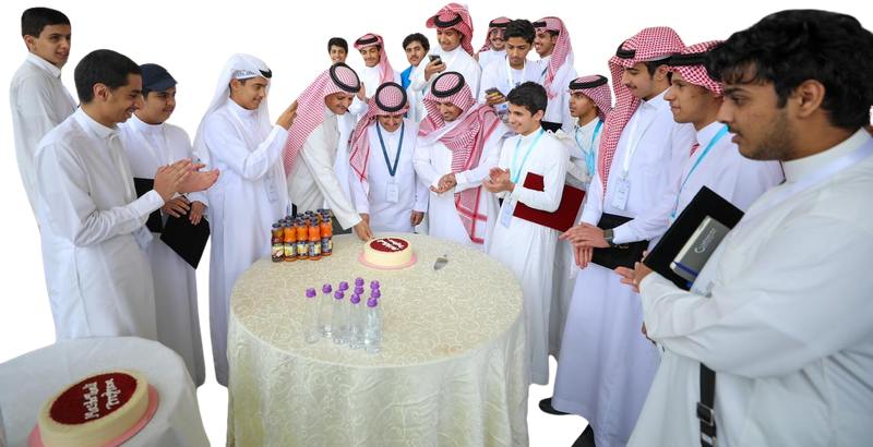 مشاركون في برنامج مستقبلي